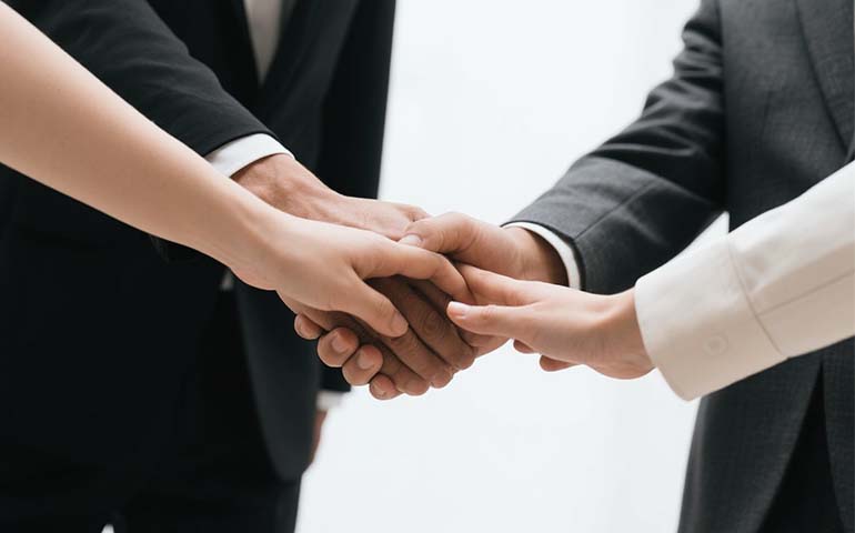 比亞迪戰(zhàn)略投資中貝能源，助力高端熔斷器國產化進程！